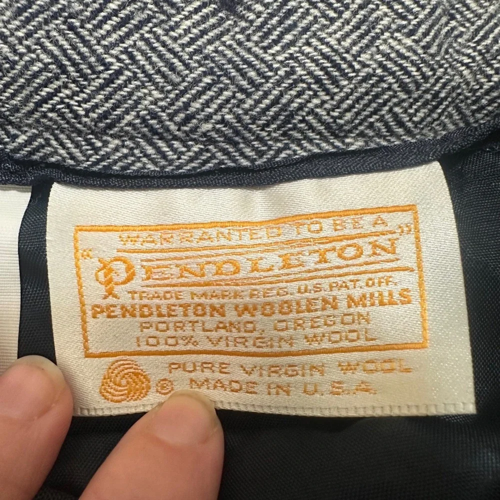 PENDLETON | Women's Vintage Wool‎ Blend Gray Herringbone Tweed Skirt, Size 6